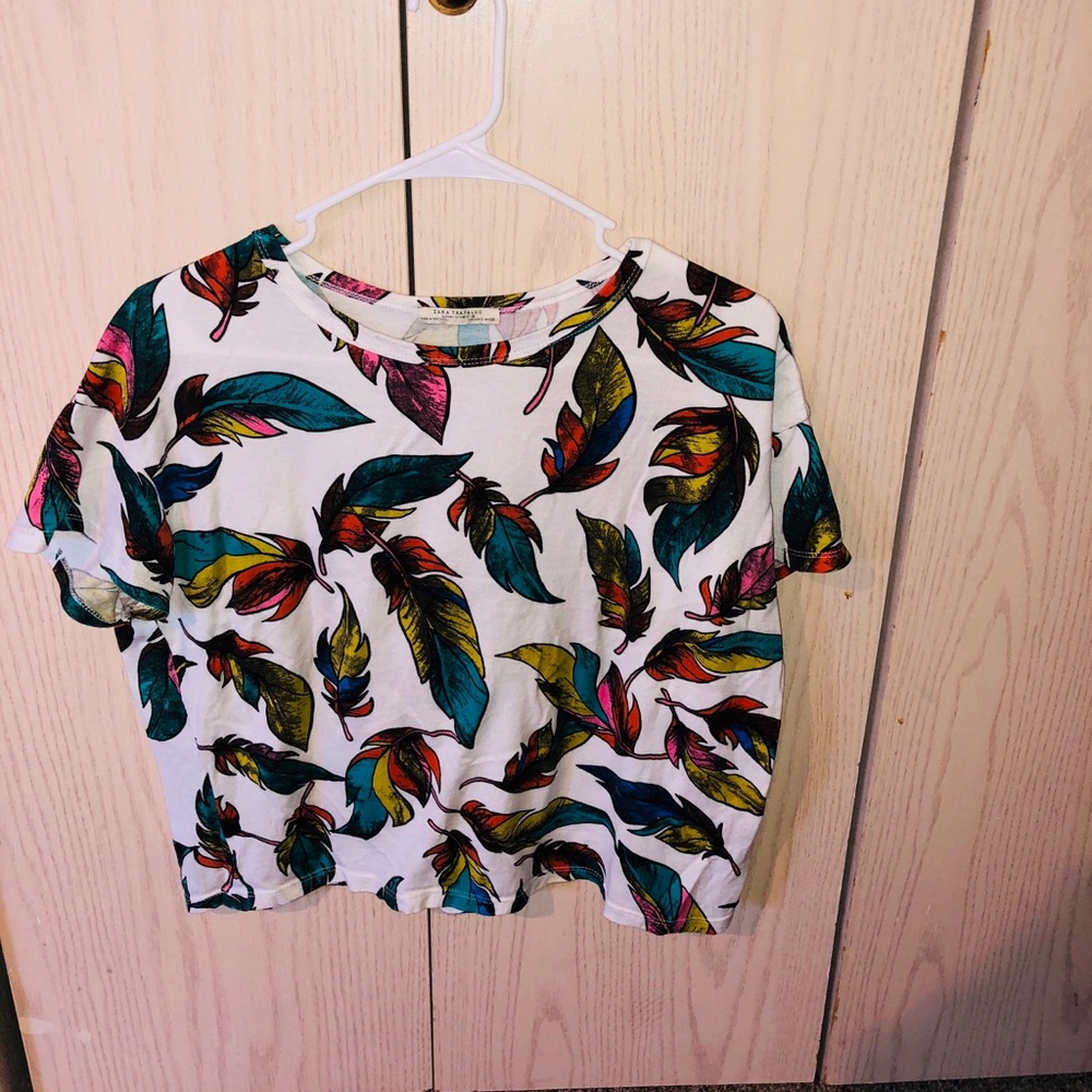 Zara crop top with colorful feathers size S